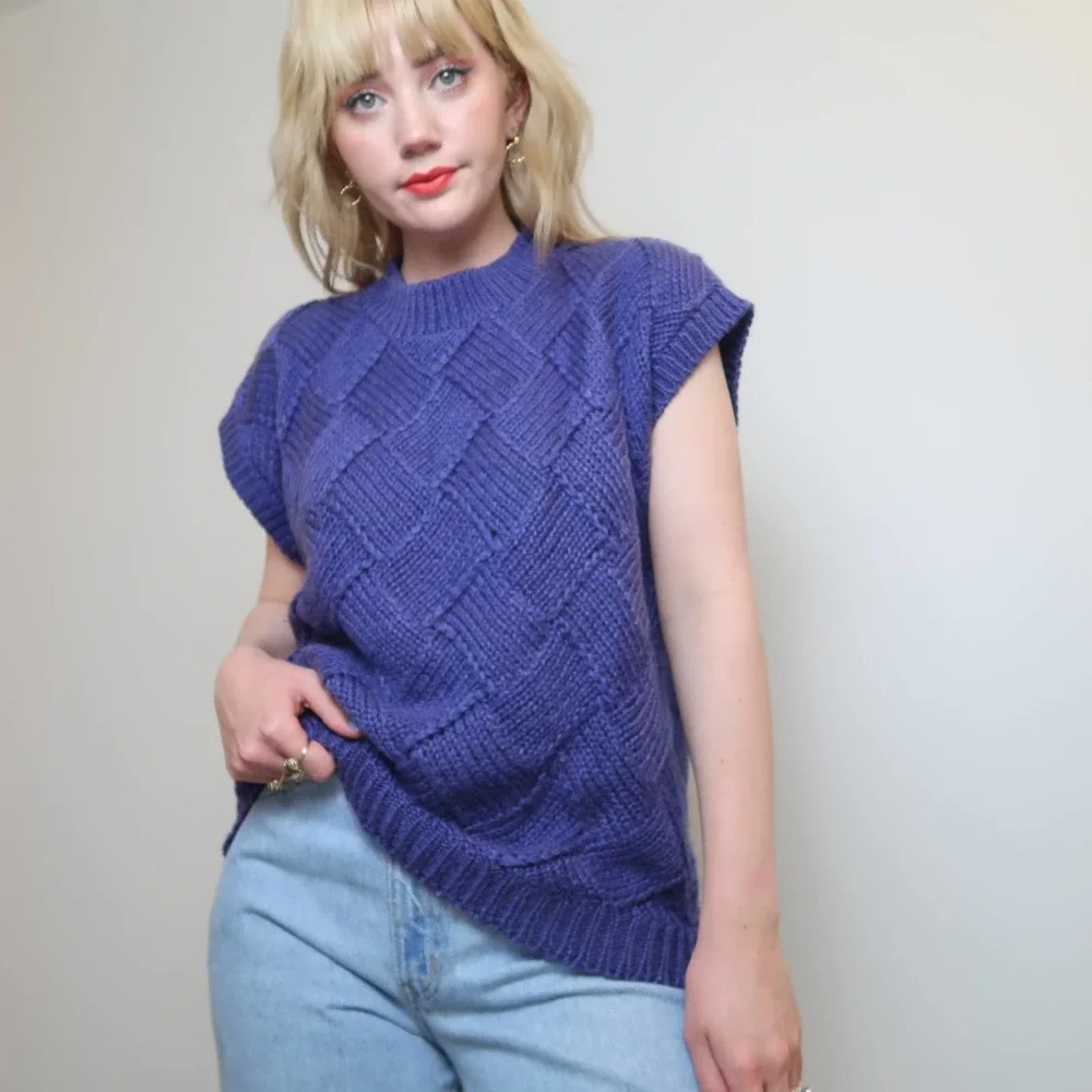 Vintage 90s deep purple knit sweater vest L - Picture 3 of 5